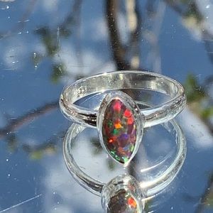 BOUTIQUE FIRE OPAL 925 STERLING SILVER RING, SZ 6